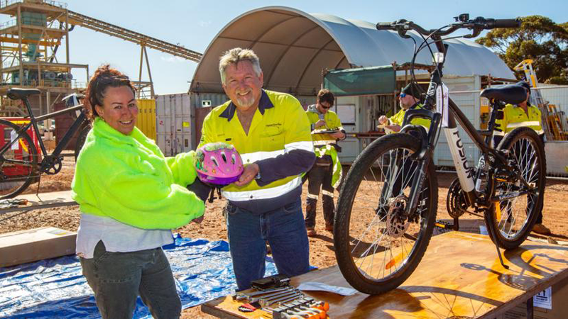 ŵ�ٽ����򿨶�����������ͯ�������г�