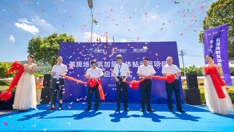 ����PA�콢��(�й���)�����������������������ֳ��������һ��վ��ʽ����