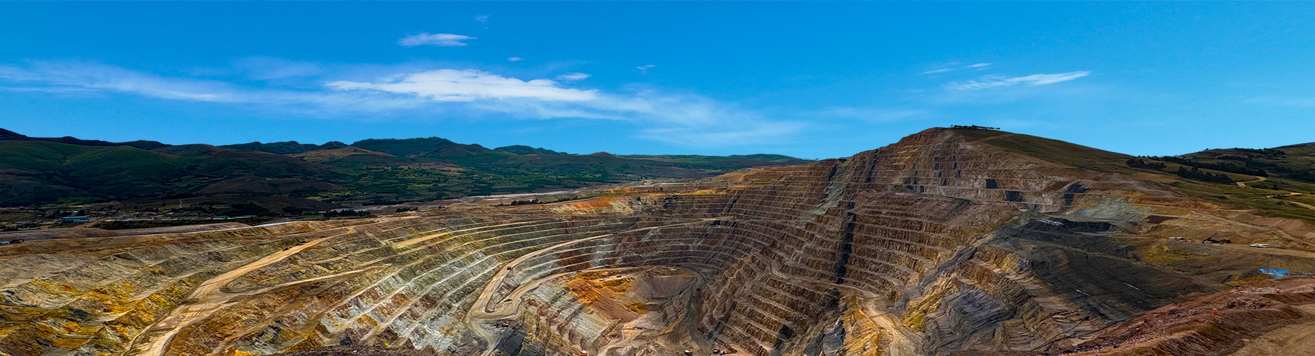 ������ͭ���